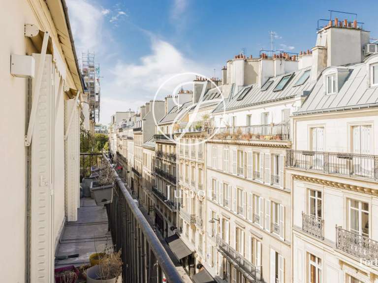 Appartement Paris 8e - 3 chambres - 78m²