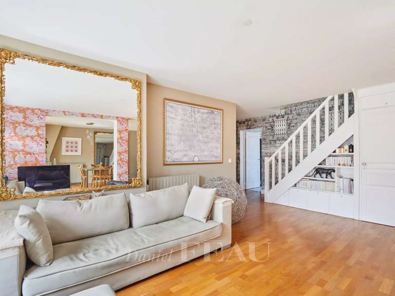 Appartement Paris 8e - 3 chambres - 134m²