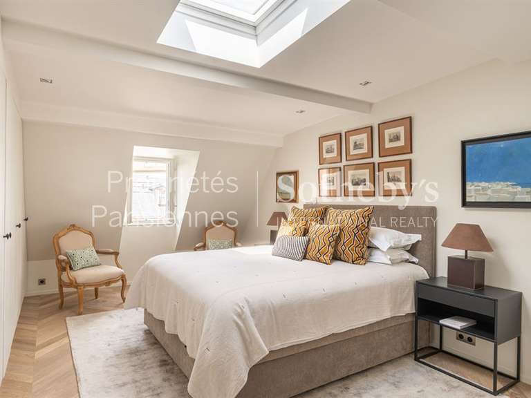 Apartment Paris 8e - 2 bedrooms - 192m²