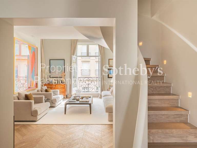 Apartment Paris 8e - 2 bedrooms - 192m²