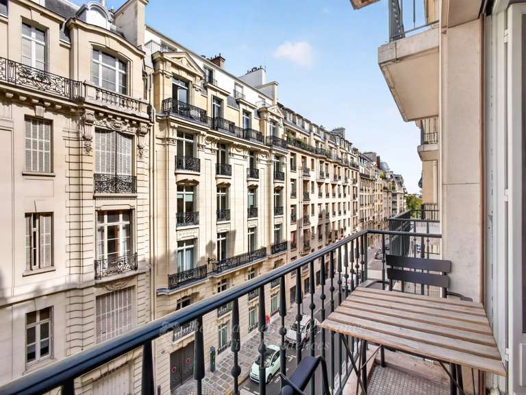 Appartement Paris 8e - 2 chambres - 58m²