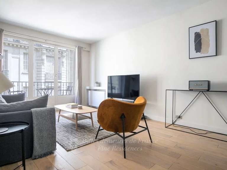 Appartement Paris 8e - 2 chambres - 58m²