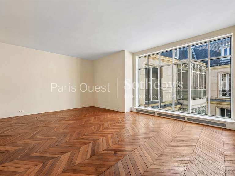 Appartement Paris 8e - 4 chambres - 250m²
