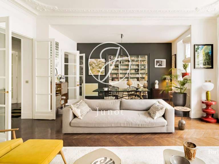 Appartement Paris 8e - 4 chambres - 168m²