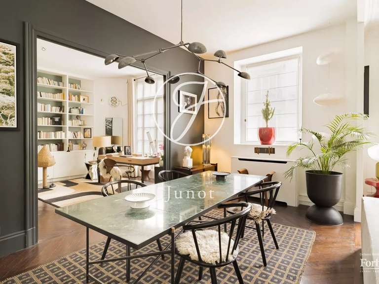Appartement Paris 8e - 4 chambres - 168m²