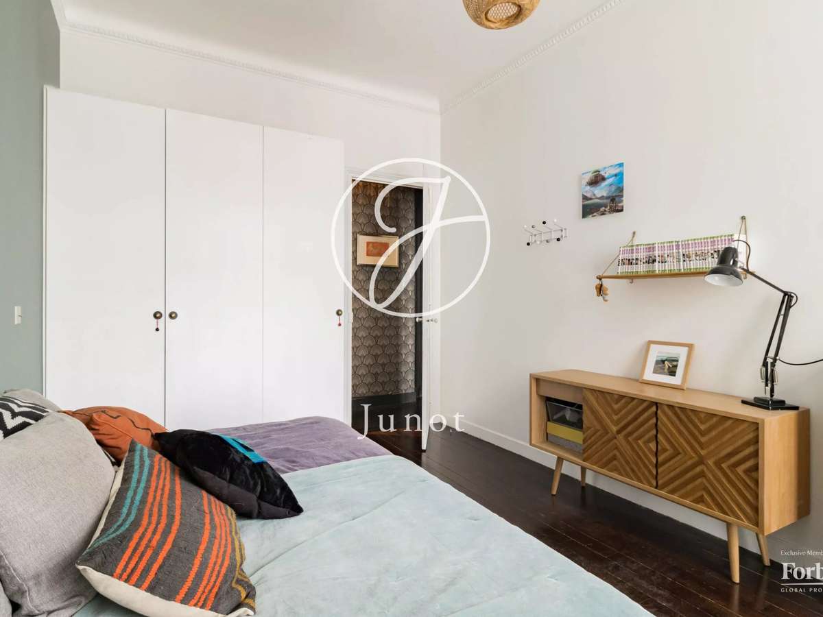 Apartment Paris 8e