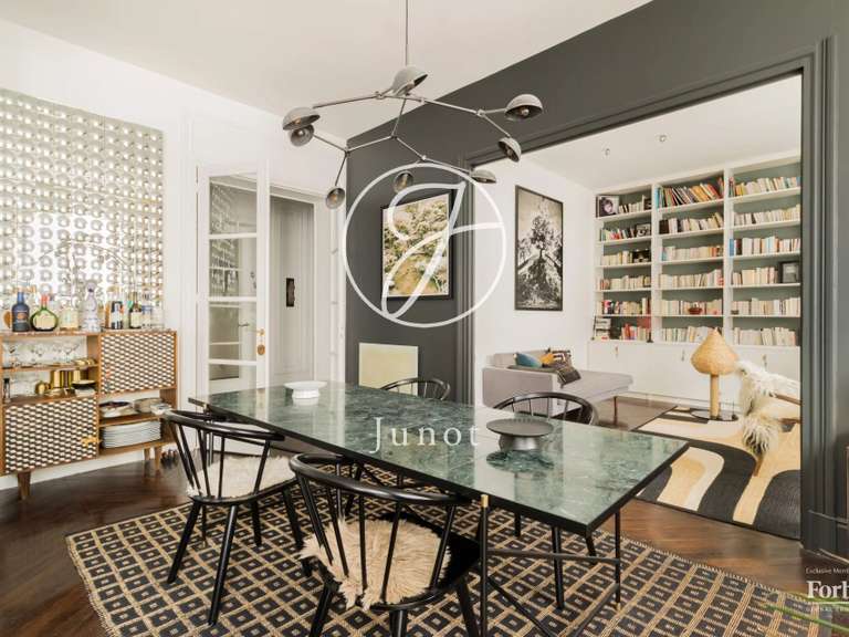 Appartement Paris 8e - 4 chambres - 168m²