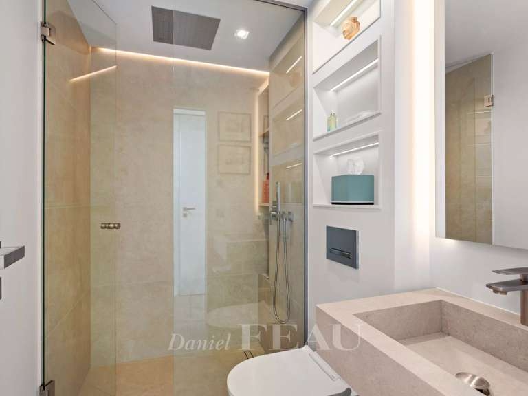 Appartement Paris 8e - 2 chambres - 191m²