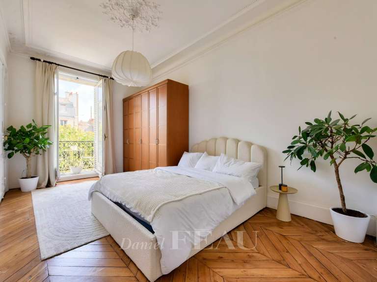 Apartment Paris 8e - 2 bedrooms - 239m²