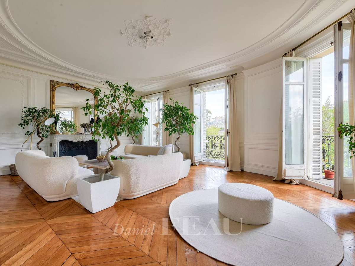 Apartment Paris 8e
