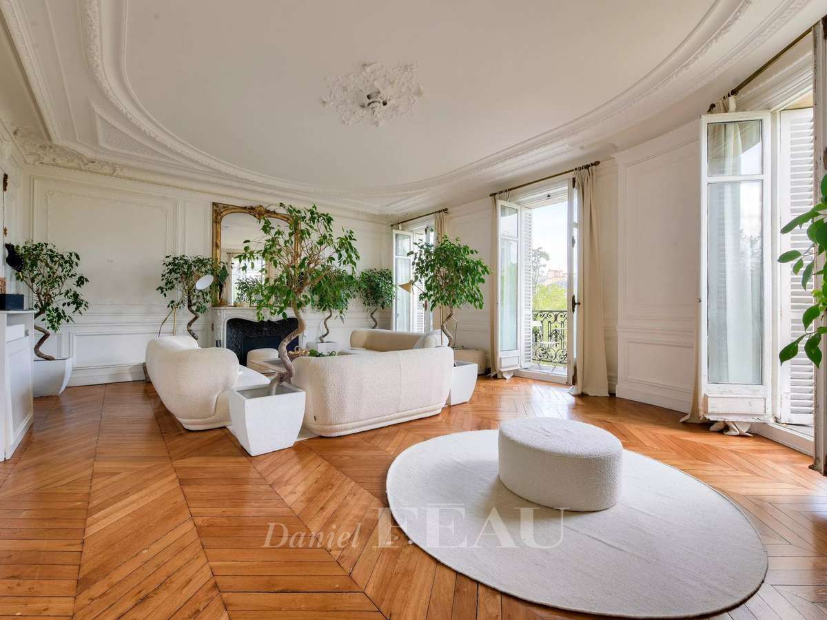 Apartment Paris 8e