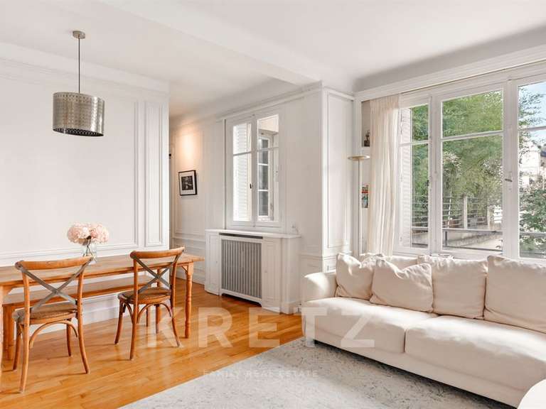 Appartement Paris 8e - 85m²