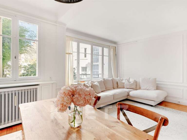 Appartement Paris 8e - 85m²