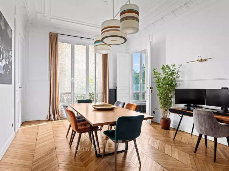 Appartement Paris 8e - 3 chambres - 172m²