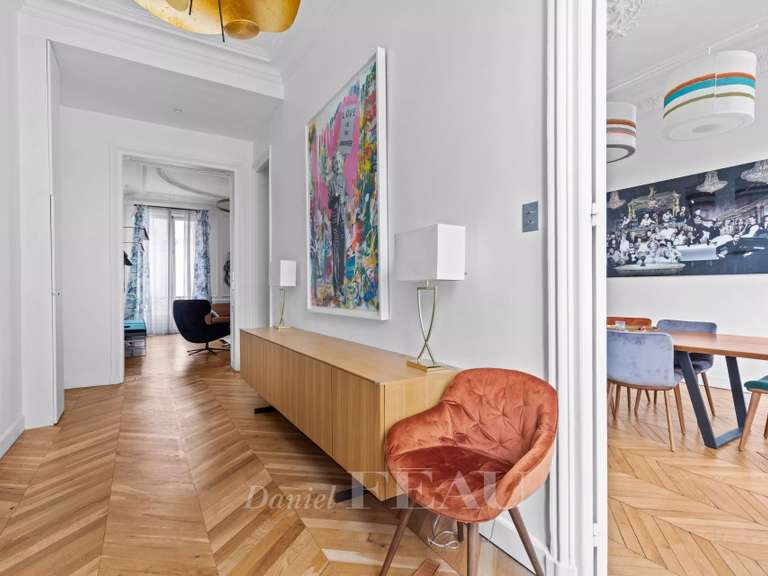 Appartement Paris 8e - 3 chambres - 172m²