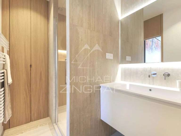 Appartement Paris 8e - 1 chambre - 80m²