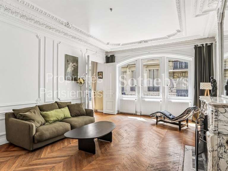 Appartement Paris 8e - 2 chambres - 91m²