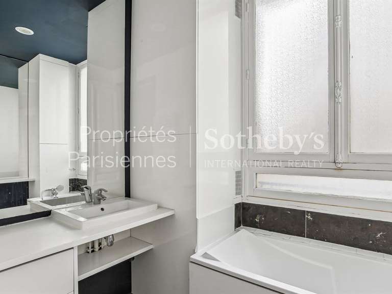 Appartement Paris 8e - 2 chambres - 91m²