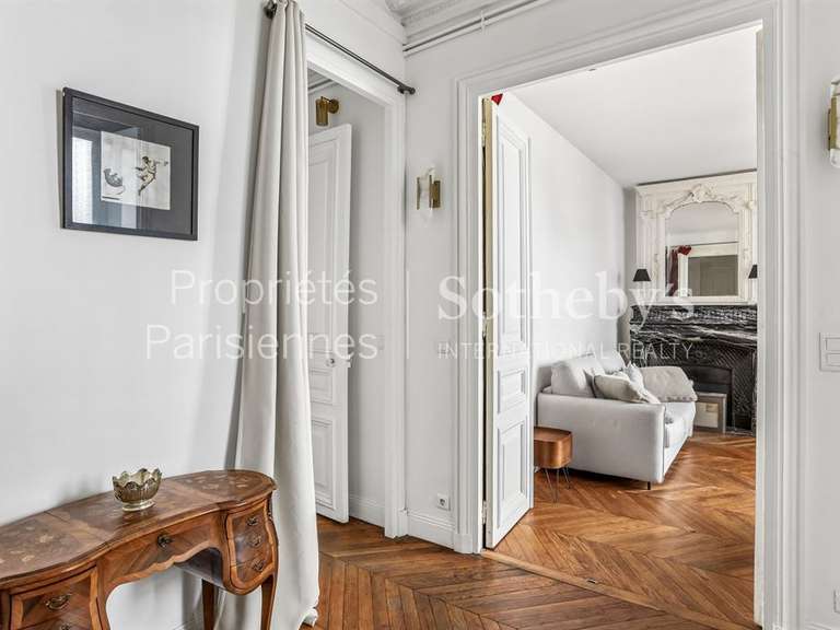 Appartement Paris 8e - 2 chambres - 91m²