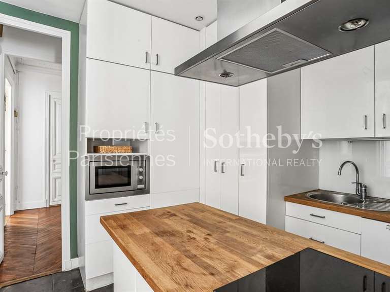 Appartement Paris 8e - 2 chambres - 91m²