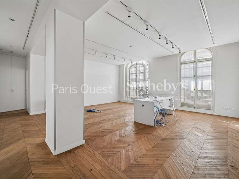 Appartement Paris 8e - 4 chambres - 265m²