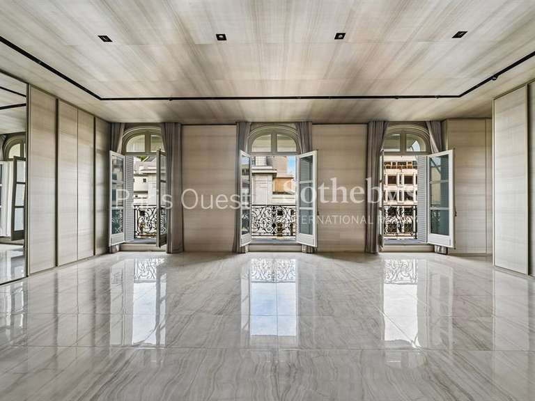 Appartement Paris 8e - 4 chambres - 265m²