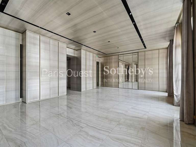 Appartement Paris 8e - 4 chambres - 265m²