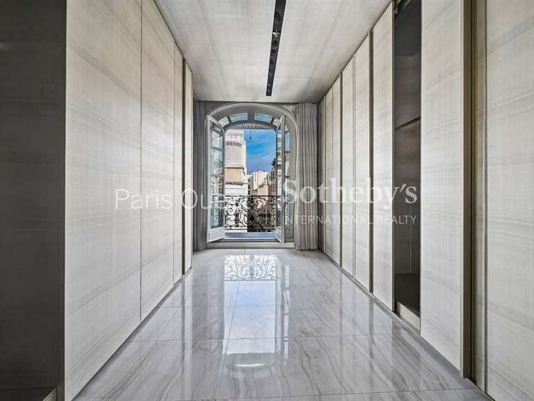 Appartement Paris 8e - 4 chambres - 265m²