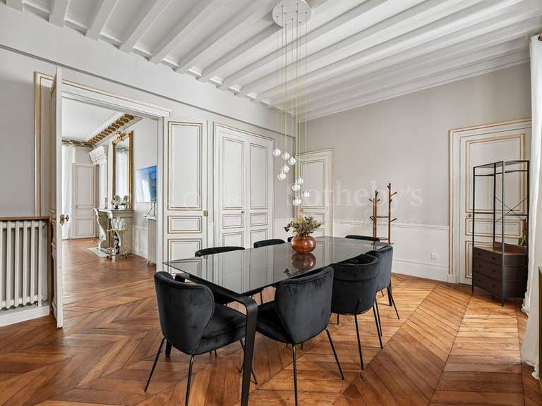 Appartement Paris 8e - 4 chambres - 181m²