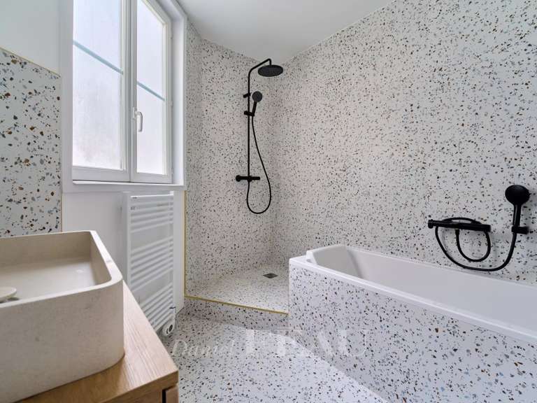 Appartement Paris 8e - 4 chambres - 155m²