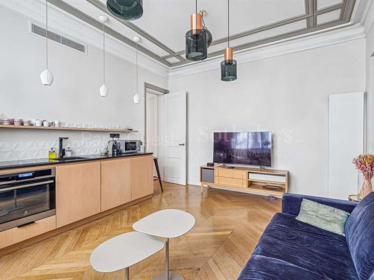 Appartement Paris 8e - 2 chambres - 70m²