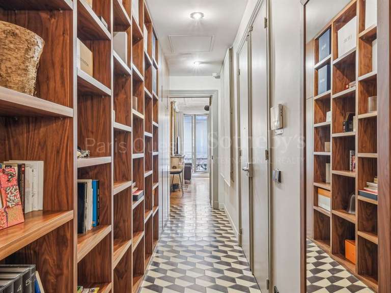 Appartement Paris 8e - 2 chambres - 70m²