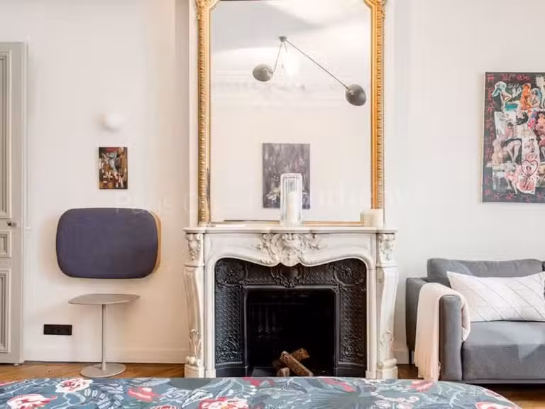 Appartement Paris 8e - 2 chambres - 70m²