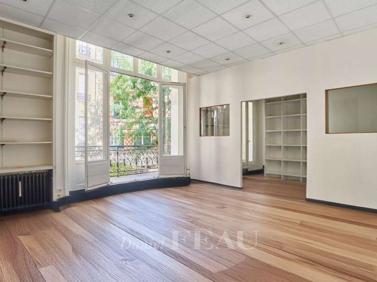 Appartement Paris 8e - 6 chambres - 365m²