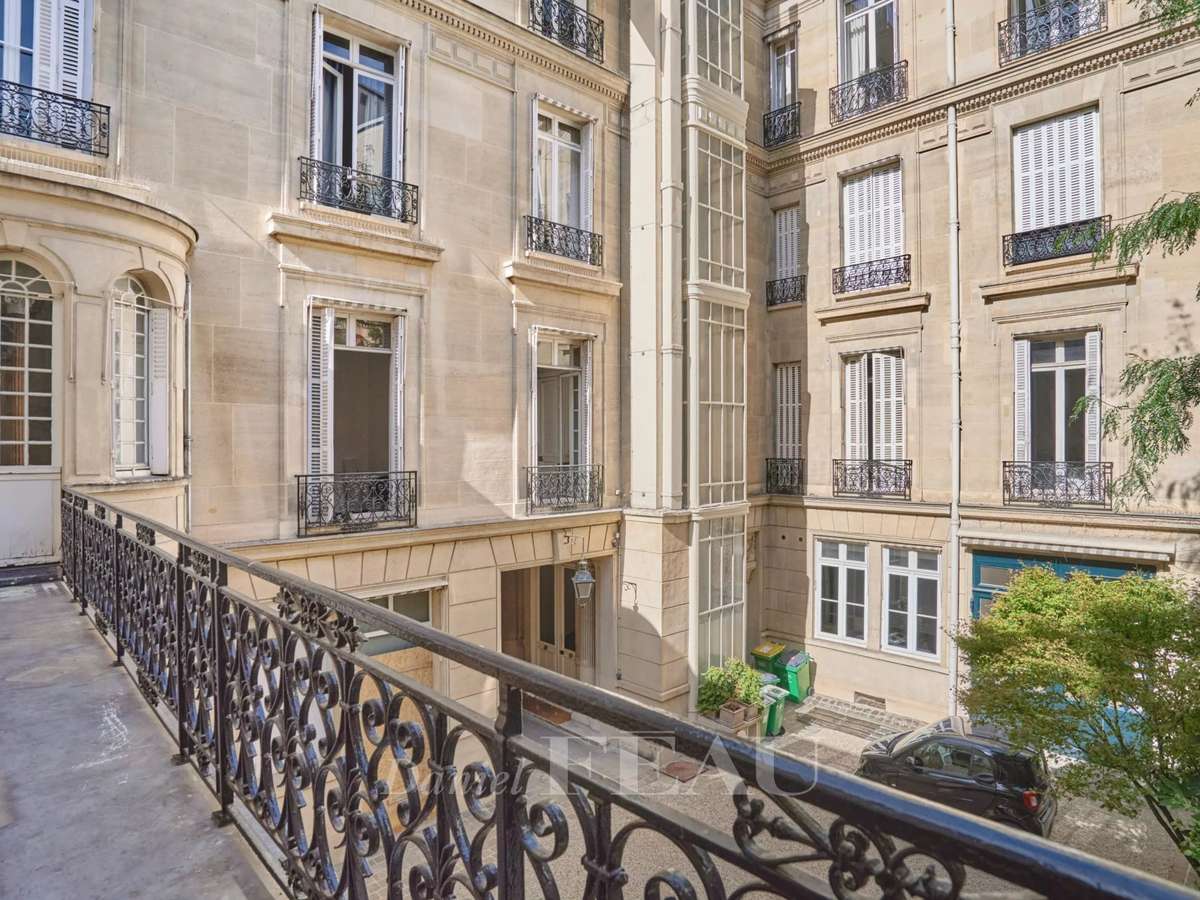 Apartment Paris 8e