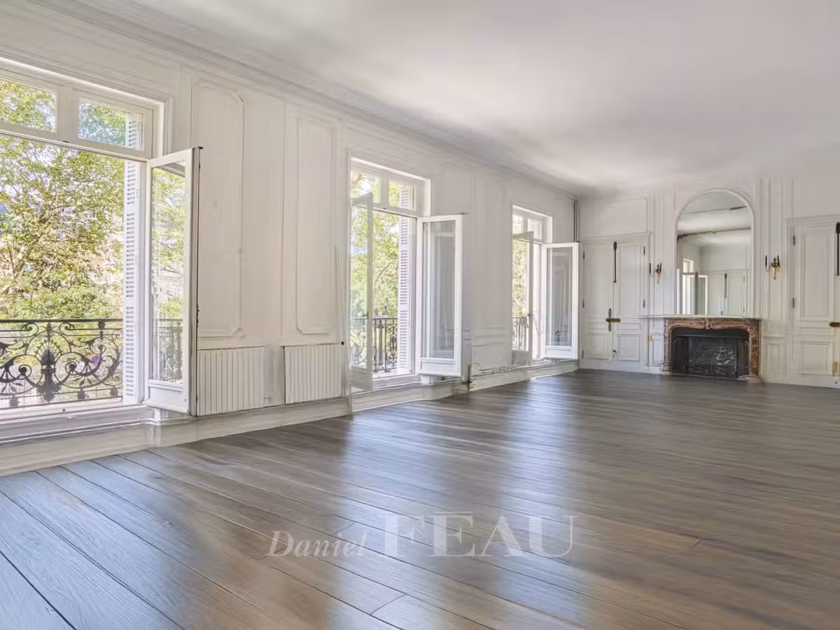 Apartment Paris 8e