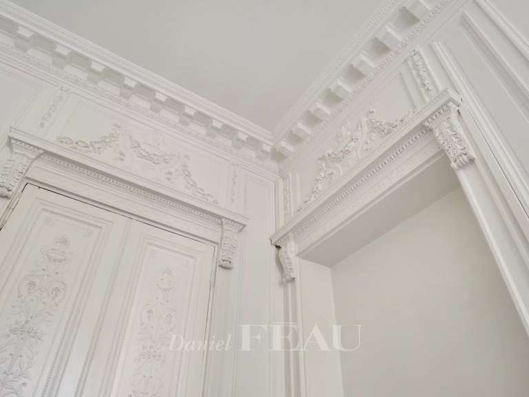 Appartement Paris 8e - 6 chambres - 365m²