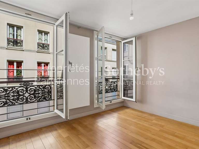 Appartement Paris 8e - 3 chambres - 150m²