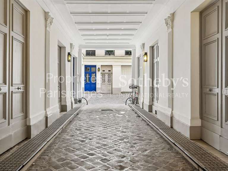 Appartement Paris 8e - 3 chambres - 150m²