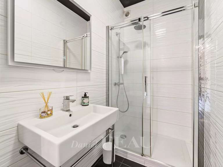 Appartement Paris 8e - 4 chambres - 270m²