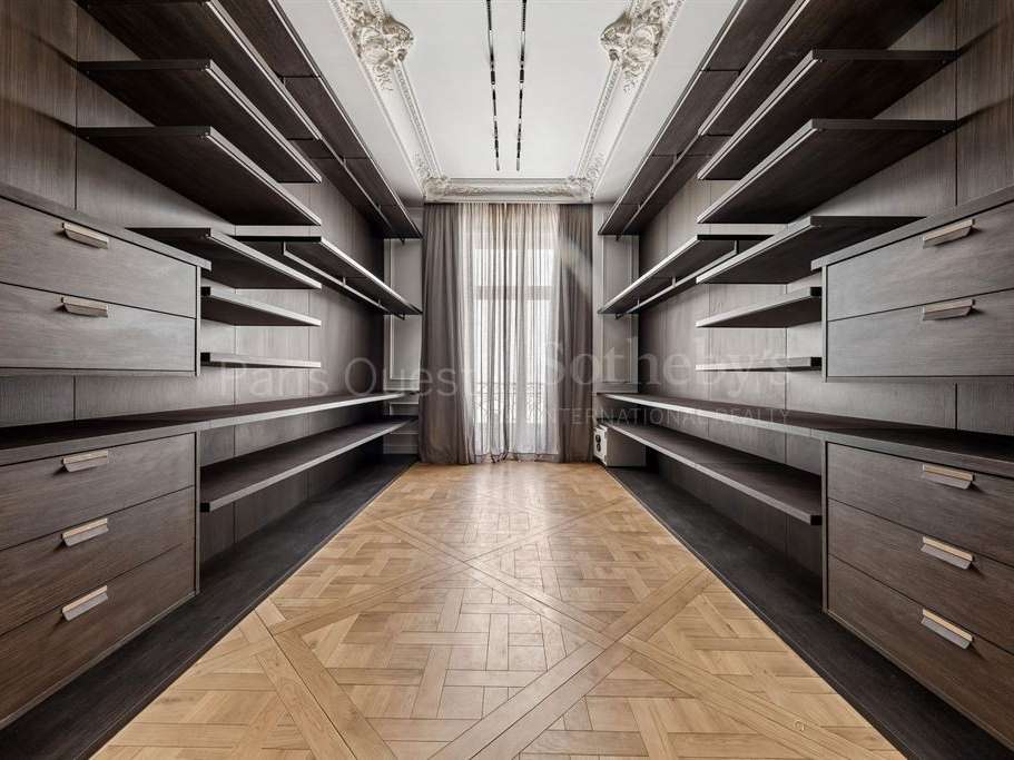Apartment Paris 8e