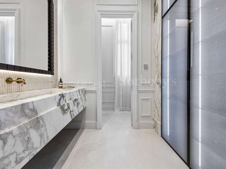 Apartment Paris 8e