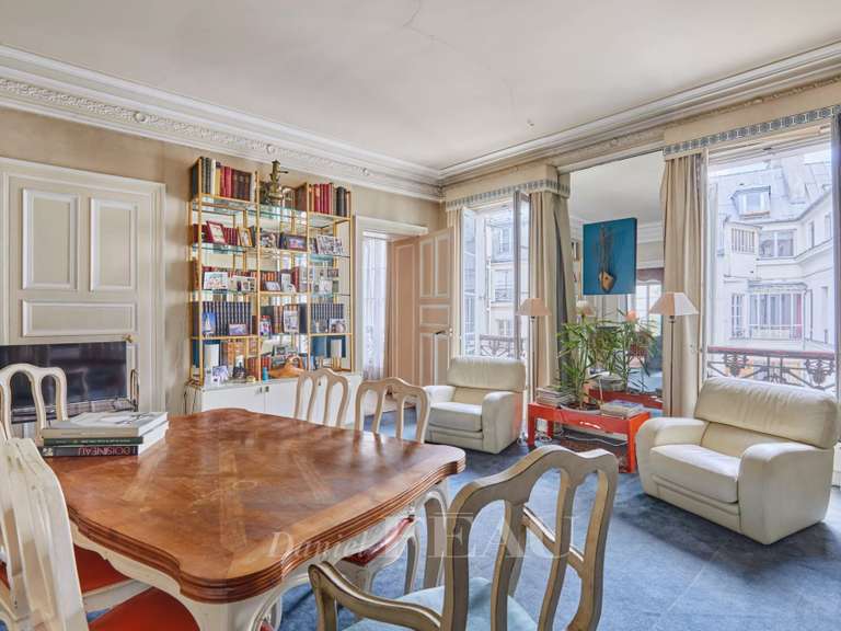 Appartement Paris 8e - 3 chambres - 151m²