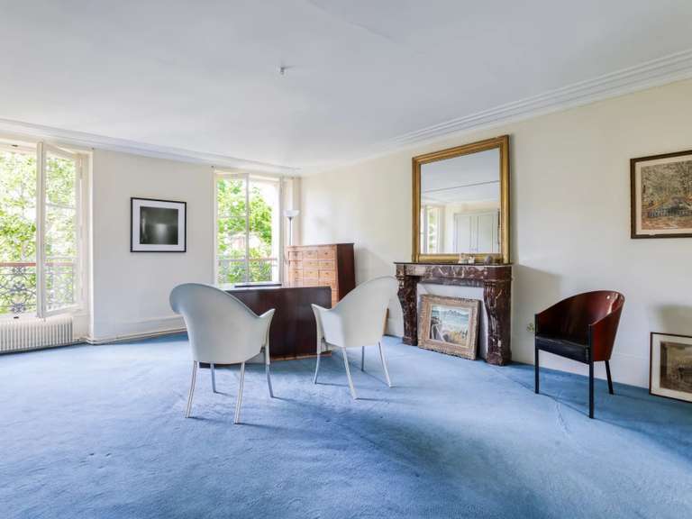 Appartement Paris 8e - 2 chambres - 75m²