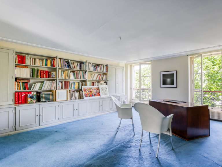 Appartement Paris 8e - 2 chambres - 75m²