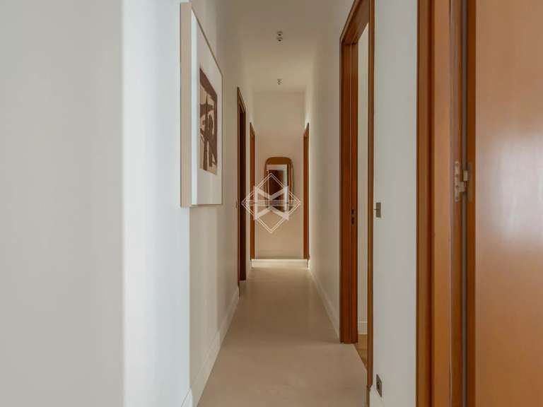 Appartement Paris 8e - 4 chambres - 317m²