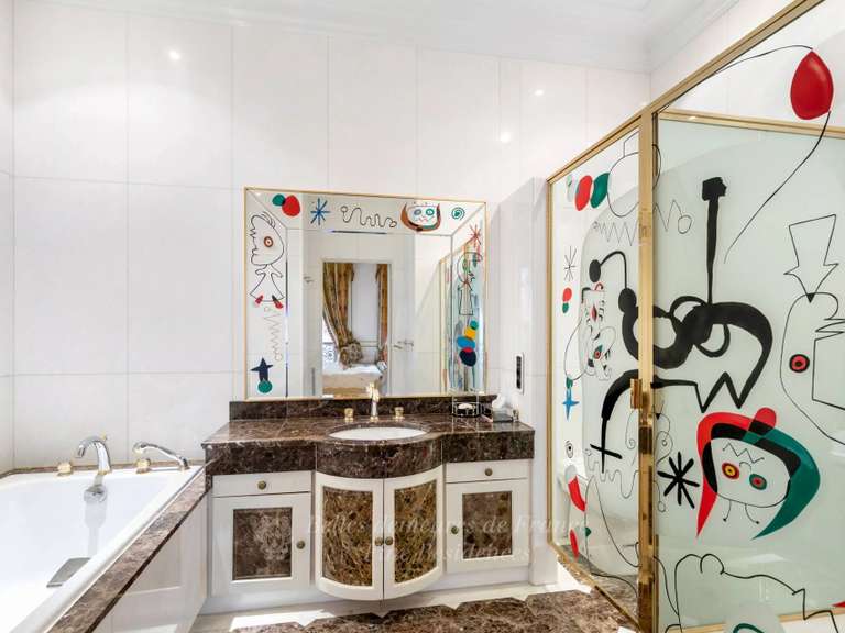 Appartement Paris 8e - 3 chambres - 309m²
