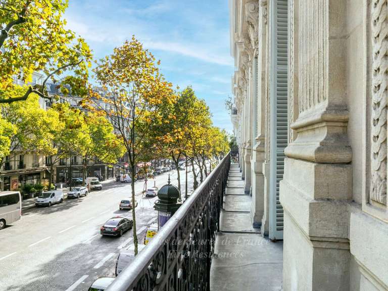 Appartement Paris 8e - 3 chambres - 309m²