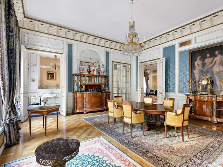 Appartement Paris 8e - 3 chambres - 309m²