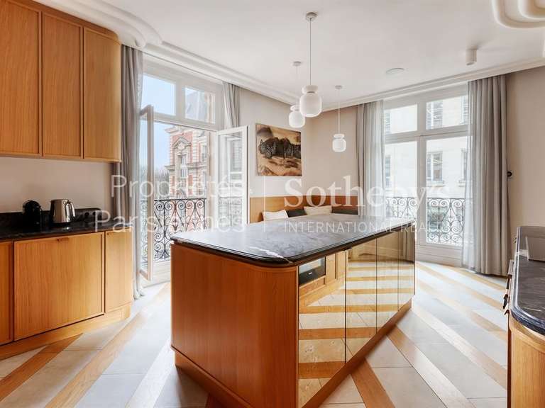 Apartment Paris 8e - 5 bedrooms - 348m²
